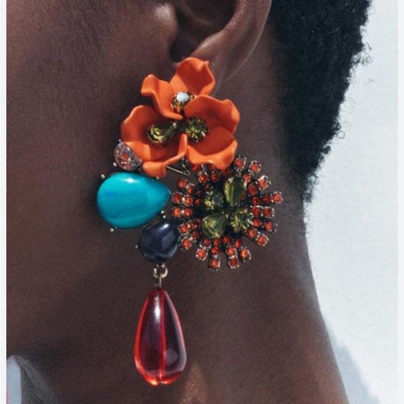 Zara Jewelry - Zara NWT beaded floral earrings with rhinestones